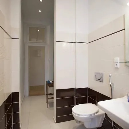 Spectacular Riverview Apartament *