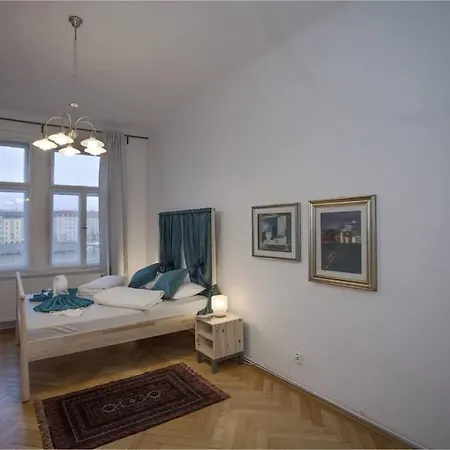 Spectacular Riverview * Praga