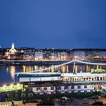 Spectacular Riverview 아파트 *