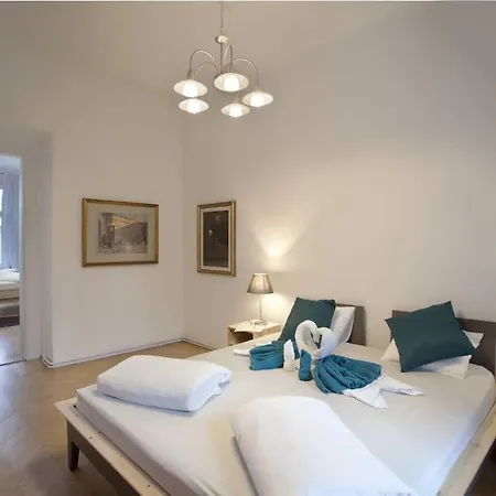 Spectacular Riverview Appartement